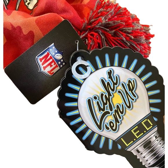 "Tampa Bay Buccaneers Camo Light-Up Knit Beanie" - Picture 2 of 6